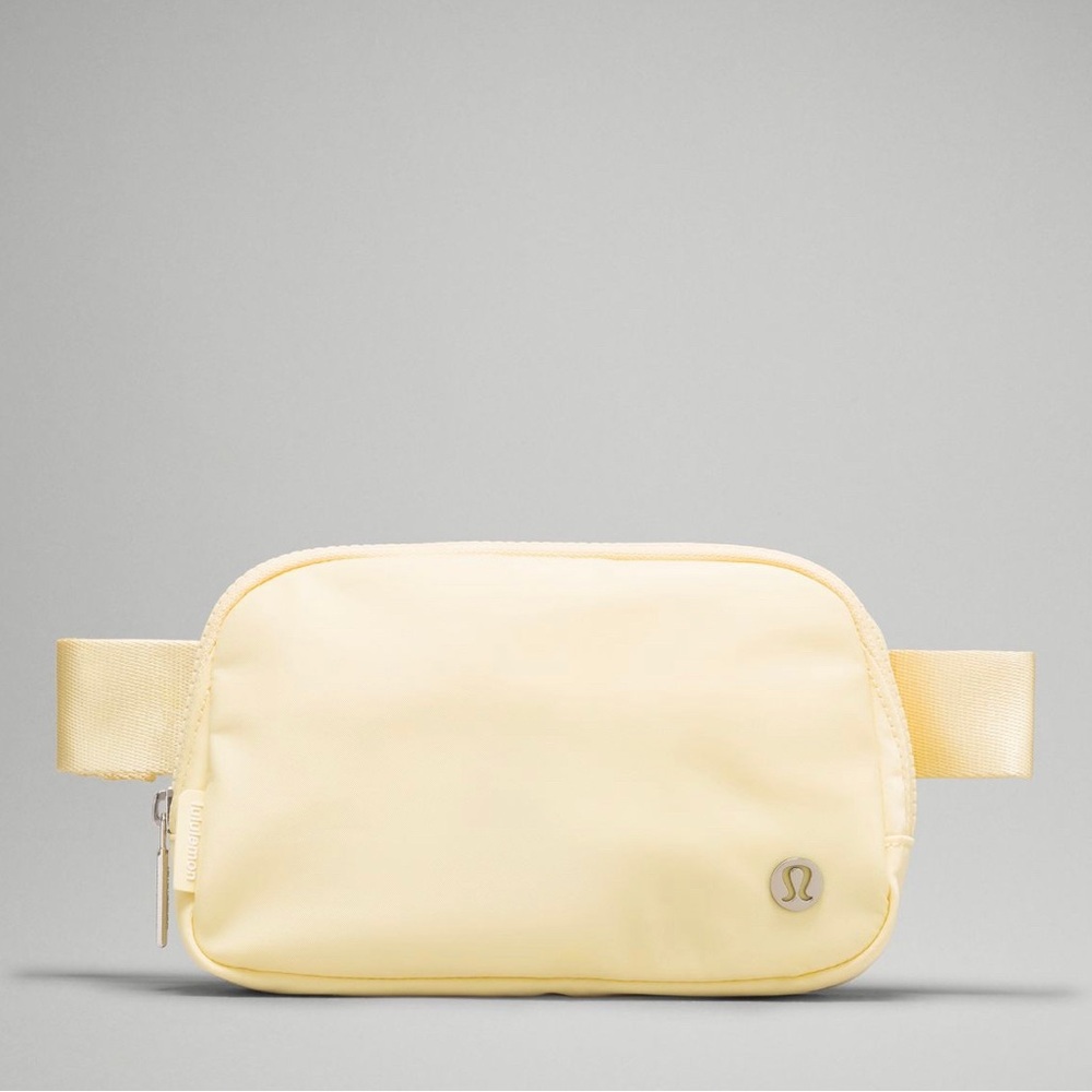 NEW LULULEMON EVERYWHERE BELT BAG SWIRL YELLOW - Picture 1 of 8